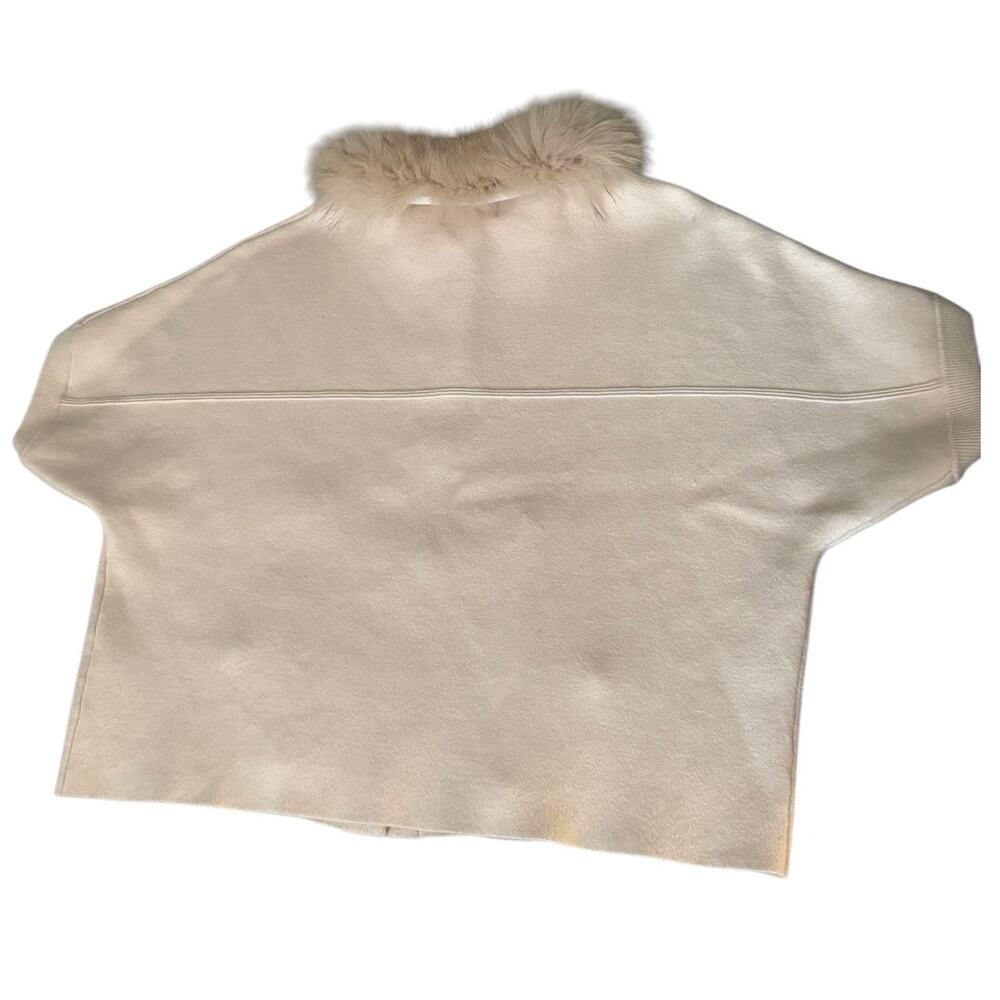 Dolce Cabo Cream Cape with Faux Fur Trim - Picture 6 of 15